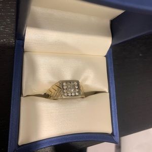 Men’s diamond ring